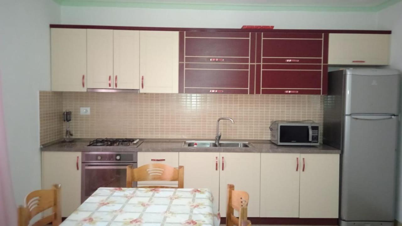 Vila Demo Vlorë 외부 사진